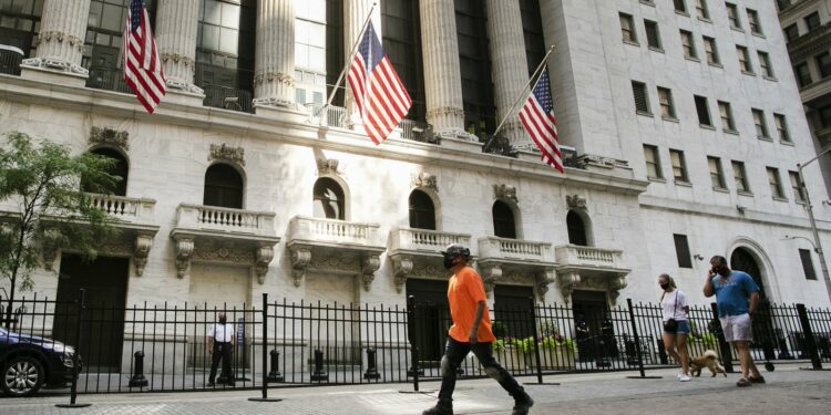 S&P 500’de getiri potansiyeli %10 ve üzerinde olan F/K anlamında iskontolu enerji şirketleri