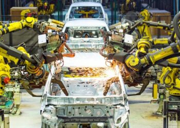 Yabancı ve yerli piyasada otomotiv firmalarının analistlere göre potansiyel getiri oranları