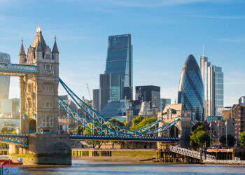 İngiltere’de en az %20 getiri potansiyeli olan ve hiç SAT önerisi verilmeyen şirketler