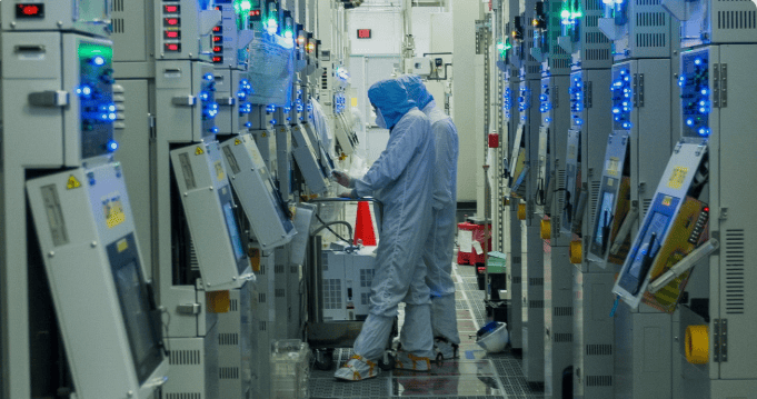 Micron ve Hafıza Krizi, Kravatlardan Tulumlara