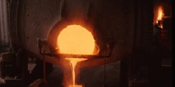 Petrolün Sessiz Sinyalleri ve Yeni Metalurji Çağı